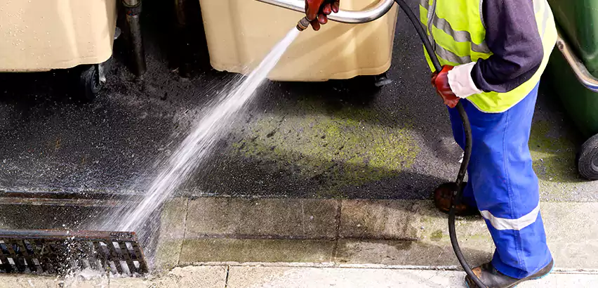 Jet Drain Cleaning in Newark